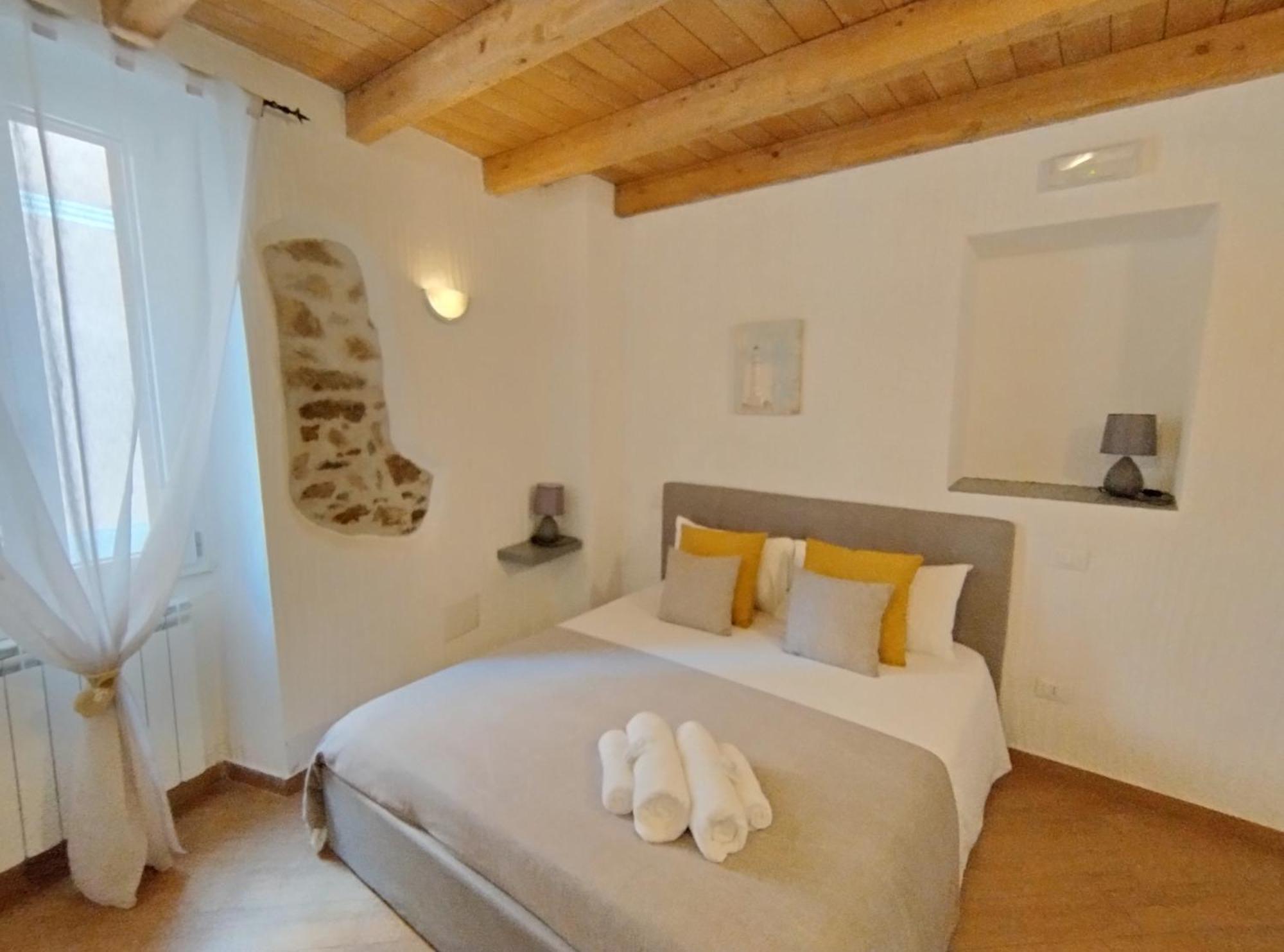 Holmann Suite & Rooms Olbia Bagian luar foto