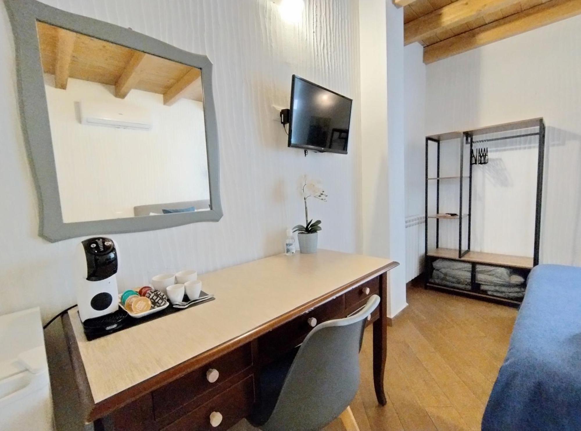 Holmann Suite & Rooms Olbia Bagian luar foto