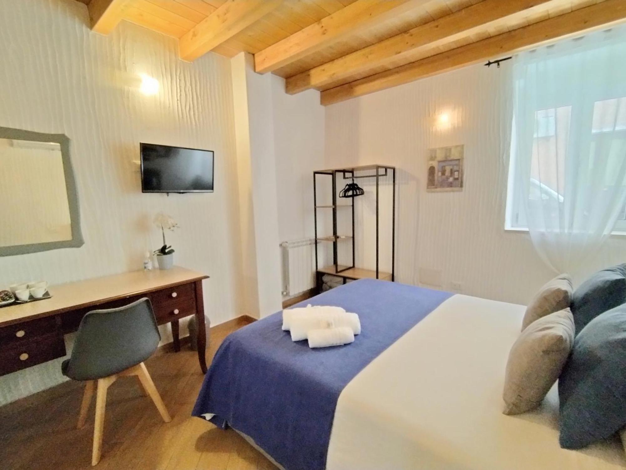 Holmann Suite & Rooms Olbia Bagian luar foto