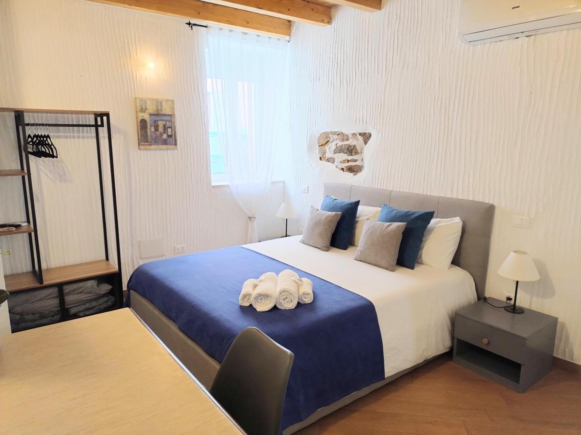 Holmann Suite & Rooms Olbia Bagian luar foto